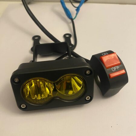 "baja" light lempa su on/off mygtuku, plug and play.